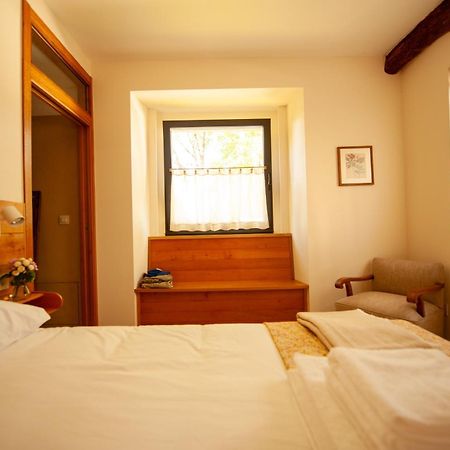 Casa Do Cereiro Guest House อาเอสตราดา ภายนอก รูปภาพ