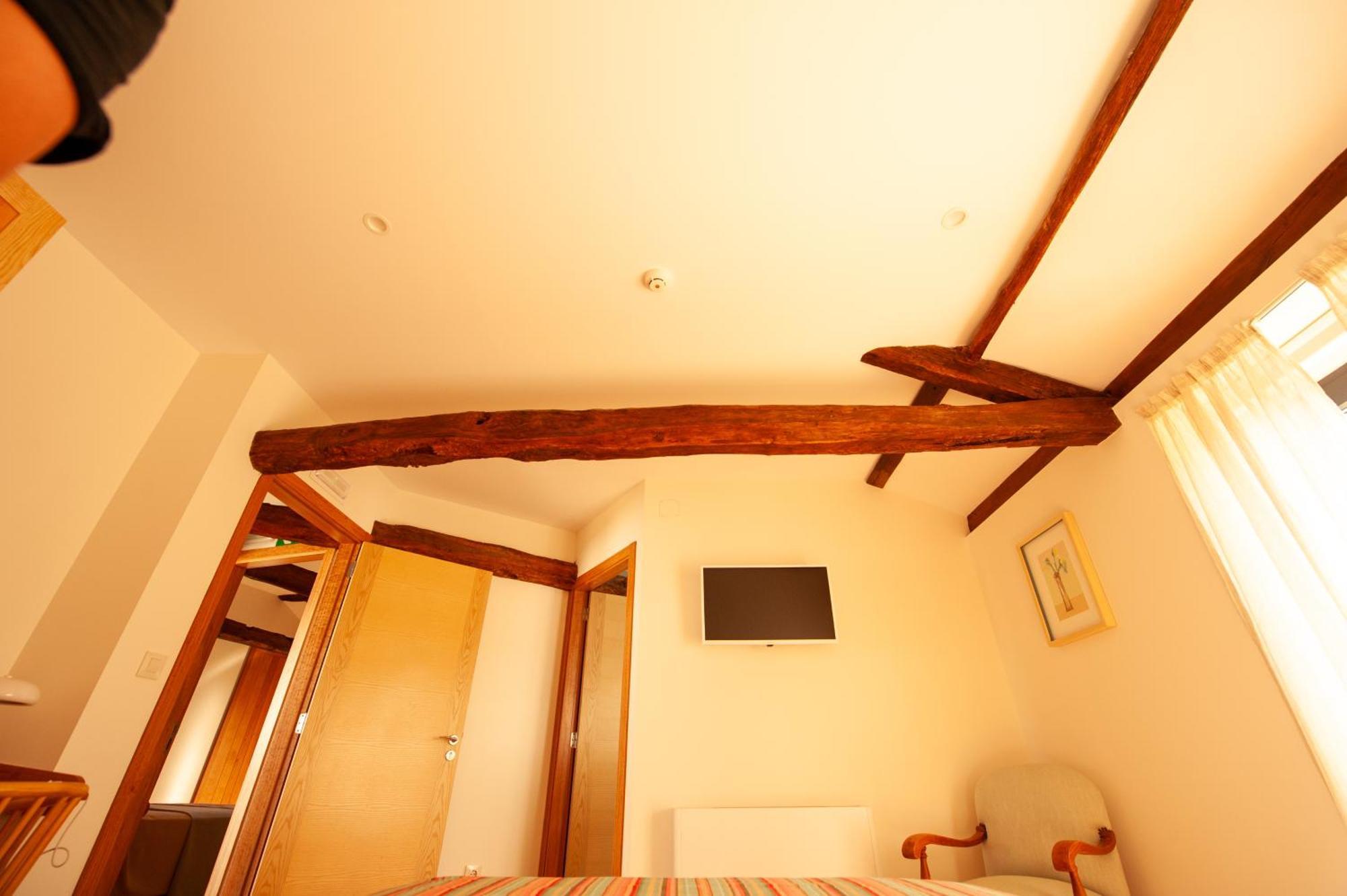 Casa Do Cereiro Guest House อาเอสตราดา ภายนอก รูปภาพ